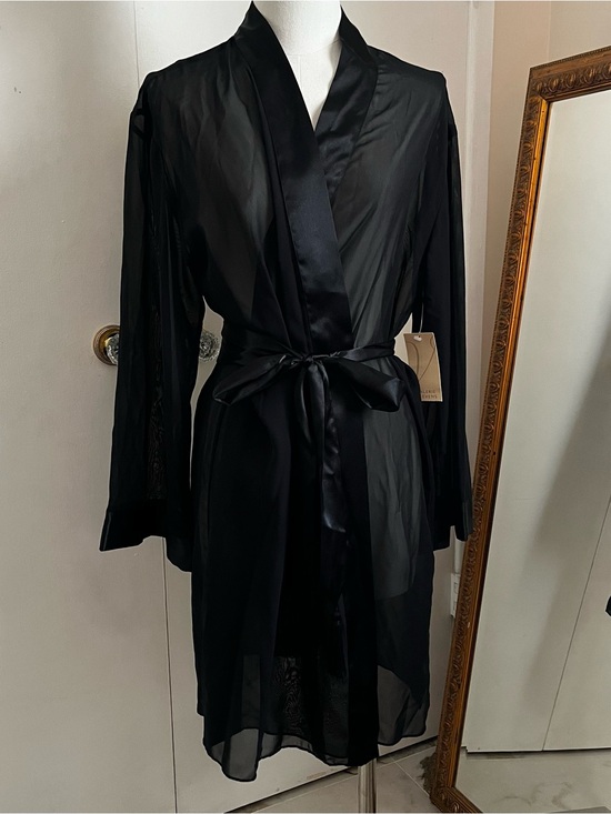 Valerie Stevens Other - Valerie Stevens robe